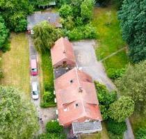 Sanierungsbedürftiges Doppelhaus auf großem Grundstück (3.467qm) - Geeste