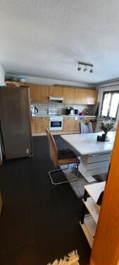 Foto - 4-Zimmer-Wohnung mit Balkon & EBK in Hilzingen-Binningen in 4 FH