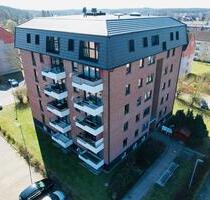 sanierte 2-Raumwohnung, Fahrstuhl, Weitblick, neues Duschbad, barrierearm - Warin