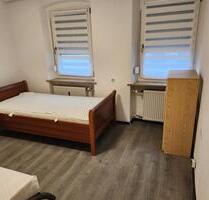 Viermiete Zimmer in Hof - 35,00 EUR Kaltmiete, in Hof (PLZ: 95028) Altstadt