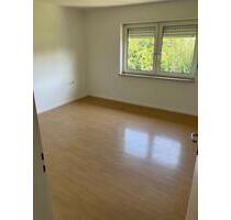 Helle 3-Zimmer Wohnung mit Balkon in Kassel-Niederzwehren Helle 3-Zimmer Wohnung mit Balkon in Kassel-Niederzwehren