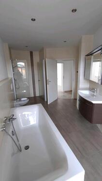 Foto - 4-Raum- Wohnung 118 qm in 09380 Thalheim , 1. OG