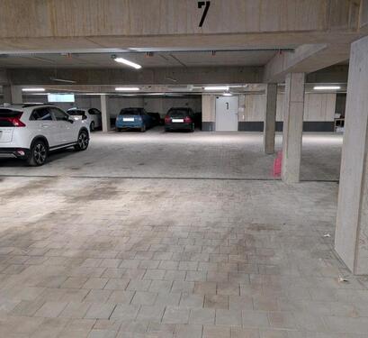 Foto - Tiefgaragenstellplatz - 75,00&nbsp;EUR Miete,