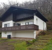 Idyllisches Einfamilienhaus Haus Wohnung am Waldrand zu vermieten - Bettenfeld