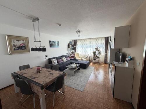 Foto - Große 3-Zimmer Whg. im EG mit Balkon in Mainbernheim