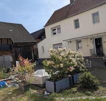 Einfamilienhaus mit 5 Zimmern + Scheune - Alzenau