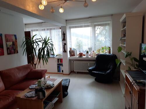 Foto - FR-HORBEN, 2 Zi-Whg, Küche, Bad, Abstellraum, ÖPNV 100m, Freisitz