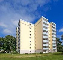 Zuhause in Krefeld-Benrad - große 2-Zimmerwohnung mit neuem Bad und Laminatboden
