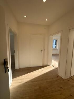 Foto - Ab sofort: Frisch sanierte, helle Wohnung mit neuem Bad