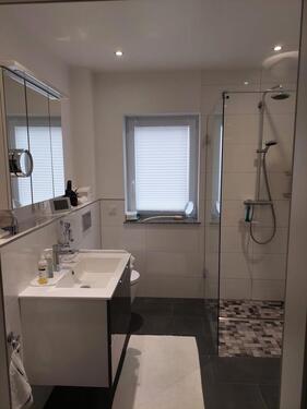 Foto - Schöne 99 m² Wohnung in Bübingen, Balkon, Terrasse, Aufzug,