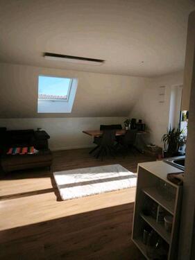 Foto - Vermiete 3,5 Zimmer Wohnung - 997,00&nbsp;EUR Kaltmiete, ca.&nbsp; 73,00&nbsp;m&sup2;