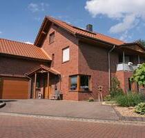 Einfamilienhaus in Südgifhorn - 725.000,00&nbsp;EUR Kaufpreis, ca.&nbsp; 275,00&nbsp;m&sup2; in Gifhorn (PLZ: 38518)