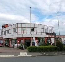 Ladenlokal - Gewerbehalle - 2.535,00 EUR Kaltmiete, ca.  390,00 m² in Lemgo (PLZ: 32657)
