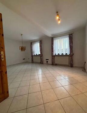 Foto - 6 Zimmer Einfamilienhaus in Eisenberg (Pfalz)