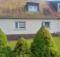 Einfamilienhaus mit großem Grundstück - Eisleben (Lutherstadt)