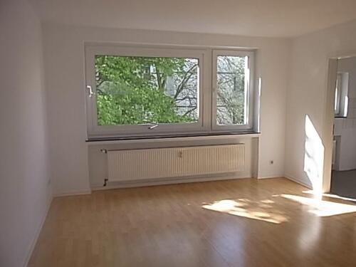 Foto - Ruhige 2-Zimmer-Wohnung ca. 31,97 m² im 2. Obergeschoss – aktuell in Renovierung