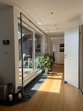 Foto - Helle 3-Zi.-DG-Wohnung mit Loggia 