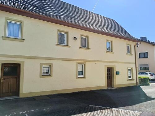 Foto - 10 Zimmer Bauernhaus, Landhaus zum Kaufen in Lichtenfels