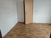 Foto - Geräumige 5 Zimmer Wohnung - 700,00 EUR Kaltmiete,