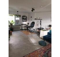 Großer Raum in Atelier Gemeinschaft, Studio, Garten, Tattoo, Büro - München Moosach