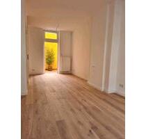 Renovierte 1-Zimmer-Wohnung (33 qm) in Wesernähe - Bremen Häfen Renovierte 1-Zimmer-Wohnung (33 qm) in Wesernähe - Bremen Häfen