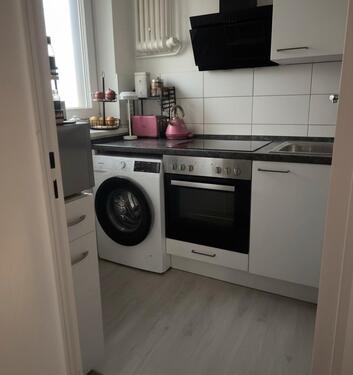 Foto - 2 Zimmer Wohnung voll möbliert - unbefristet - ab sofort