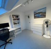 Helles, möbliertes Zimmer in der Oststadt - Karlsruhe Innenstadt-Ost