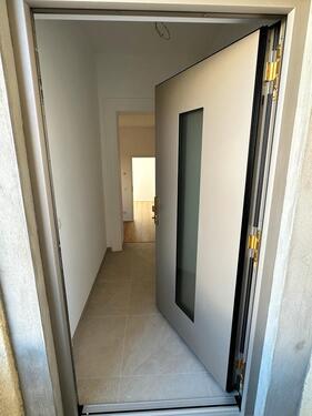 Foto - Umfangreich modernisierte 2-Zimmer-Wohnung (ca. 30qm)