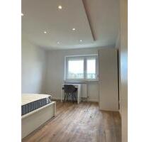 Schönes WG Zimmer mit Balkon und super Anbindung - München Ramersdorf-Perlach