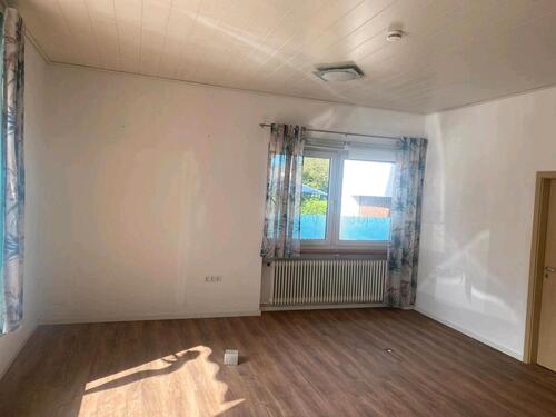 Foto - Gewerbefläche in Altdorf ab sofort zu vermieten