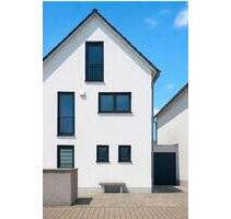 Modernes Einfamilienhaus in Ingolstadt-Friedrichshofen – Bj 2016