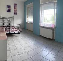 WG Wohngemeinschaft Ein Zimmer Monteurzimmer Küche und Bad - Büchenbeuren