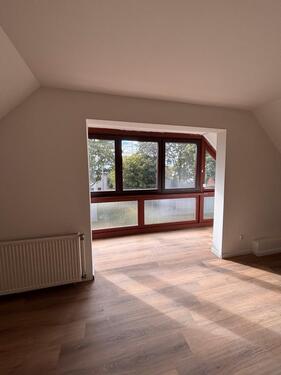 Foto - Frisch sanierte 2-Zimmer-Dachgeschosswohnung in Hamburg-Lurup