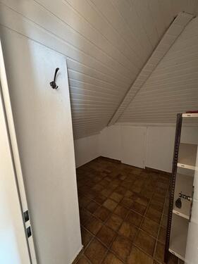 Foto - 2,5 Zimmer Dachgeschoss Wohnung