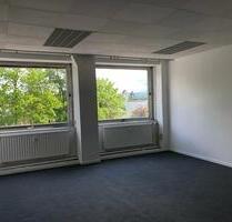 Büro 31 qm - BüroflächenCoWorking - große Fenster, hell - Bielefeld Heepen