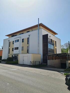 Foto - Neuwertige 1-Zimmer-Wohnung, 41 m² mit EBK & TG-Stellplatz