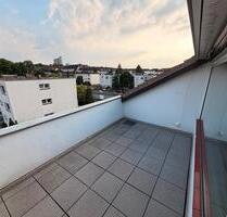 Großzügige 106-m²-Wohnung mit zwei Loggien und Garage in Dortmund