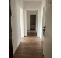 Renovierte 3-Zimmerwohnung mit Balkon! - Siegen Dillnhütten