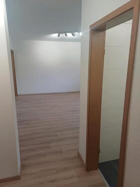 Foto - Erstbezug nach Sanierung: 1-Zimmerwohnung: Küche & Bad neu