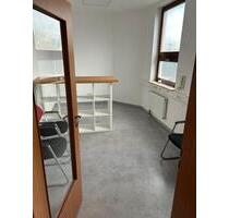 Kleines Büro in Horb am Neckar – 13 m² mit Glastür, WLAN & Mitnut