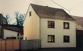 Foto - Einfamilienhaus mit großem Grundstück