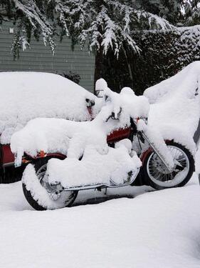 Foto - Winterstellplatz für Motorrad in Freital