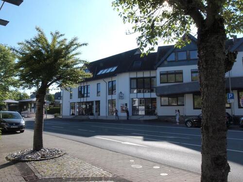 Foto - Hochwertige zentrale Laden-, Praxis- und Bürofläche im Ortskern