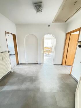 Foto - Top Lage! 3-Zimmer-Wohnung in Hergershausen – Direkt am Bahnhof