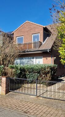 Foto - Haus mit Garage in Plön - 259.000,00&nbsp;EUR Kaufpreis, ca.&nbsp; 98,00&nbsp;m&sup2;