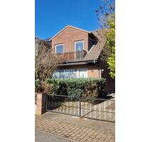 Haus mit Garage in Plön - 259.000,00&nbsp;EUR Kaufpreis, ca.&nbsp; 98,00&nbsp;m&sup2; in Plön (PLZ: 24306)