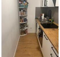 Möbliertes Zimmer in Mädels-WG in Köln-Kalk