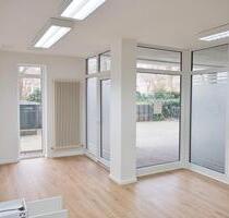 Helles Büro mit separatem Eingang im familiären Coworking-Space - Leipzig Altwest