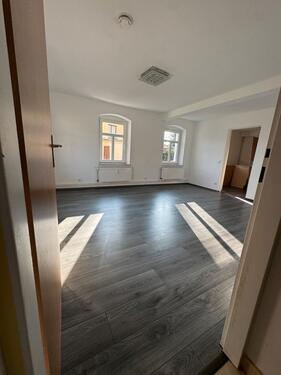 Foto - 2-Raumwohnung mit Terrasse, Stellplatz & Gartenanteil - ab 01.05.