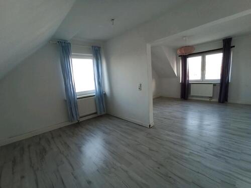 Foto - Einfamilienhaus zu vermieten! - 1.200,00&nbsp;EUR Kaltmiete, ca.&nbsp; 135,00&nbsp;m&sup2;